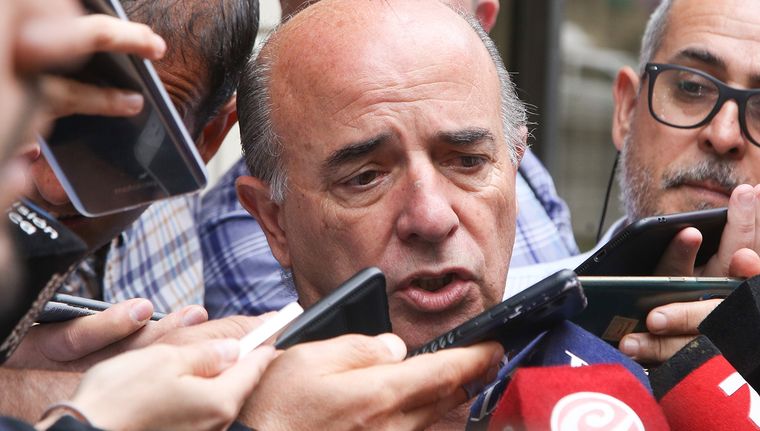 Beltrán Benedit se opone a las Estrellas Amarillas pintadas en rutas y calles Foto: NA