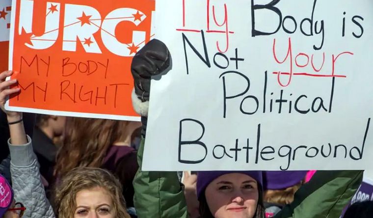 Reino Unido da un paso hacia los derechos humanos de las mujeres. Foto DPA