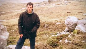 Pedro terminó el servicio días antes de la guerra y debió volver para ir a Malvinas, años más tarde ganó la maratón. Pedro terminó el servicio días antes de la guerra y debió volver para ir a Malvinas, años más tarde ganó la maratón.