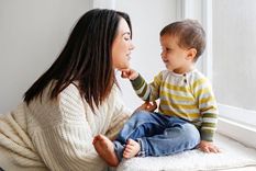 La exposición al lenguaje es fundamental.