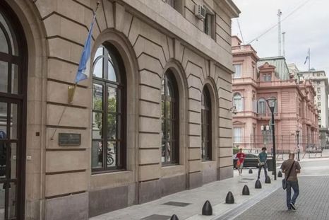 La oposición encendió las alertas por el DNU que modifica el sistema de inteligencia. La oposición encendió las alertas por el DNU que modifica el sistema de inteligencia.