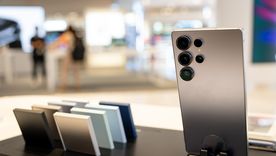 El Samsung Galaxy S25 Ultra se destaca en Hot Sale por su potencia y cámaras avanzadas. El Samsung Galaxy S25 Ultra se destaca en Hot Sale por su potencia y cámaras avanzadas.