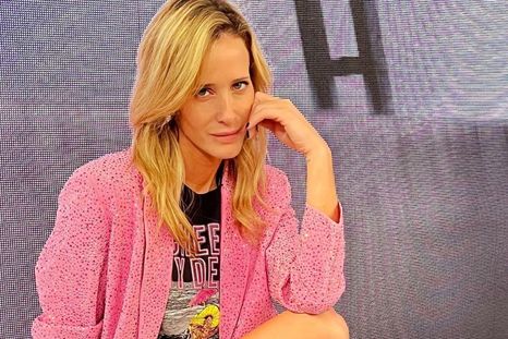 Julieta Prandi y las camisetas que la rompen con cualquier look Foto: Instagram