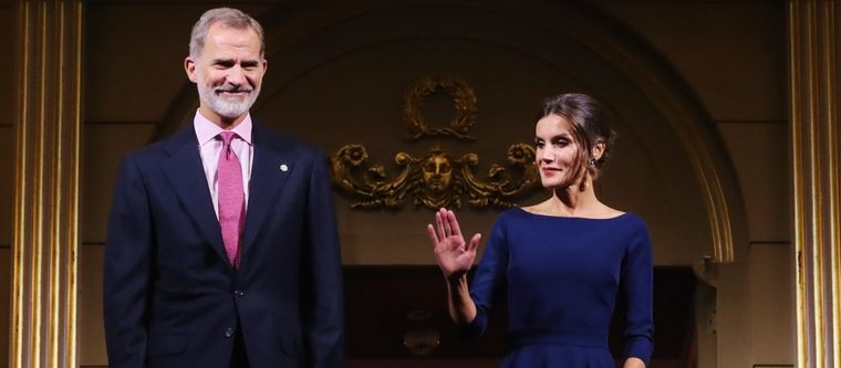 La reina Letizia tiene un joyero sofisticado y repleto de las mejores alhajas.  Foto: Twitter @Casareal