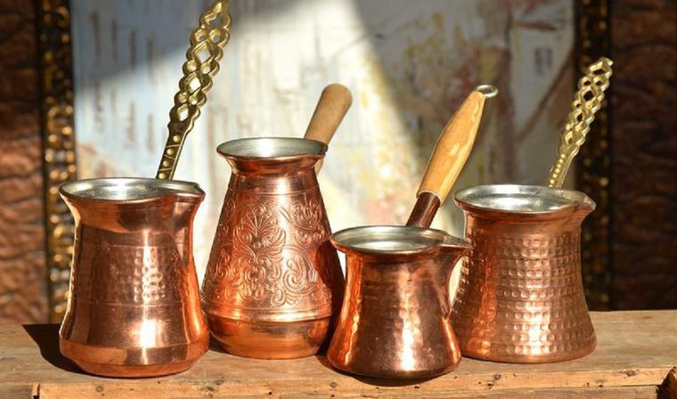 Vuelve a hacer brillar tus objetos de bronce Foto: Hola boga