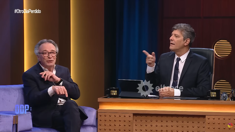 Oscar Martínez junto a Mario Pergolini. Oscar Martínez junto a Mario Pergolini.