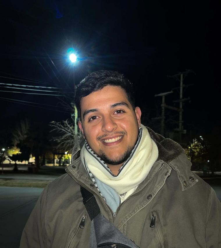 Vilches es de Caucete, San Juan. Vilches es de Caucete, San Juan.