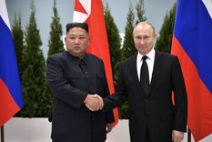 El líder de Corea del Norte, Kim Jong-un (izquierda), en un encuentro con el presidente de Rusia, Vladimir Putin, en Vladivostok, Rusia, en 2019. Foto: GETTY IMAGES