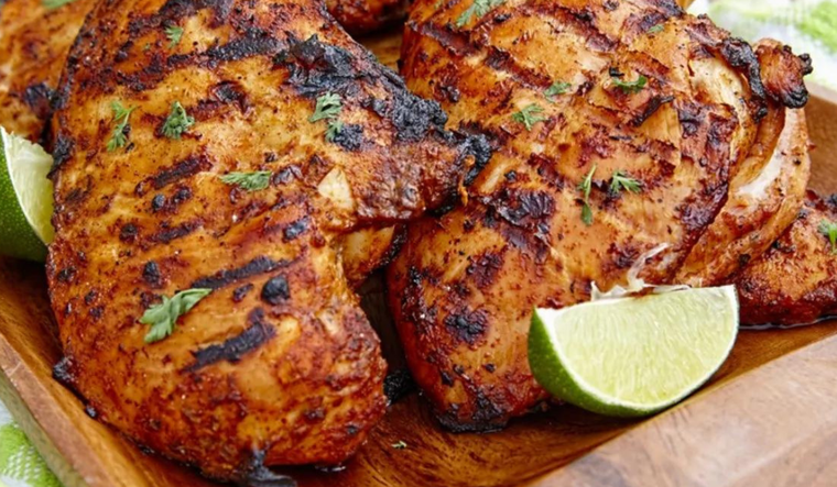 Admira esta verdadera delicia ¡dejarás a tus invitados boquiabiertos cuando la prueben! Foto: Mui Kitchen