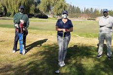 Primeras salidas en el Club de Campo. El presidente Jorge Bernal, el capitán Luis Pablo Fourcade y la capitana Jimena González. Foto: Gentileza