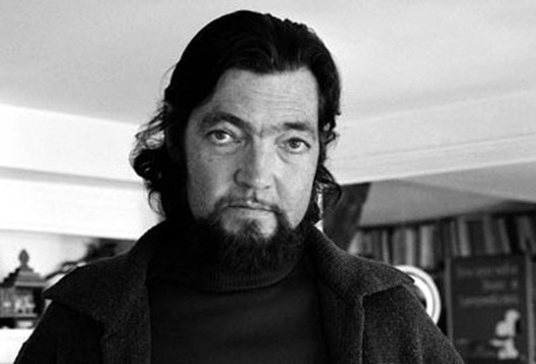Entre las efemérides más importantes del 12 de febrero, se destaca el fallecimiento de Julio Cortázar.  Foto: revistadeletras.net
