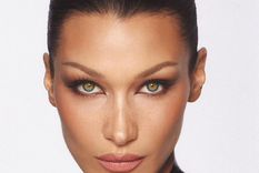 Bella Hadid habla sobre su enfermedad: 15 años de sufrimiento invisible Isabella Hadid es hija de Yolanda Hadid y hermana de Gigi y Anwar Hadid. Foto: Instagram @bellahadid
