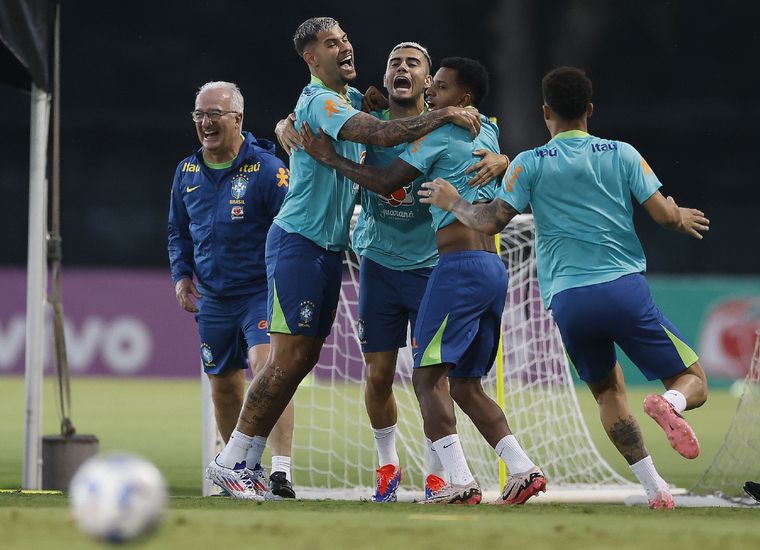 Comandado por Dorival Júnior, el Scratch irá por la Copa América. Solo podrá cruzarse ante Argentina en la final. Foto: CBF