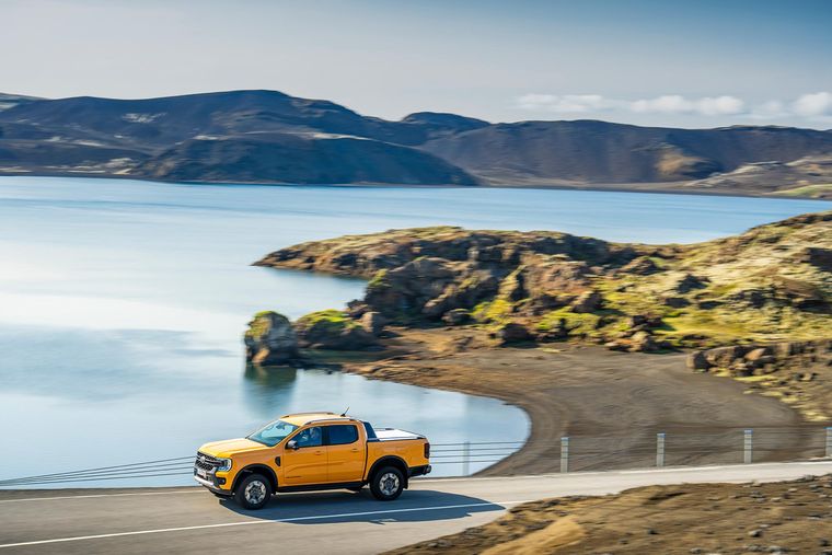 Ranger_Wildtrak_PHEV_013-LOW