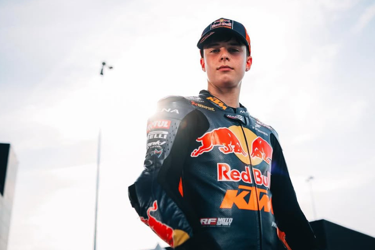 El joven nacido en Barcelona mejoró en la FP2. Foto: Instagram