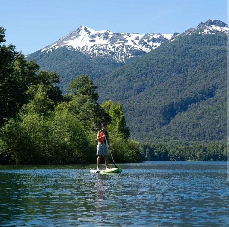 Villa La Angostura es una ciudad turística en el lago Nahuel Huapi de la Patagonia argentina. Foto: Turismo Nación