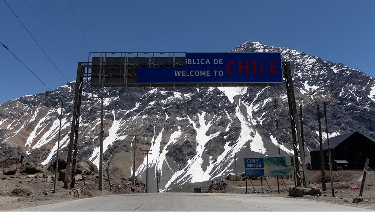 La provincia de Los Andes es la primera localidad de Chile yendo desde Mendoza. Foto: EFE