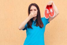 Adoptar hábitos de limpieza regulares también es clave para mantener el calzado fresco. Foto: Archivo