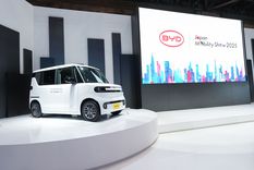 BYD presenta su primer kei car eléctrico en el Japan Mobility Show 2025