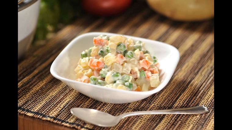 Ensalada rusa. Foto: YouTube - Imagen Entretenimiento