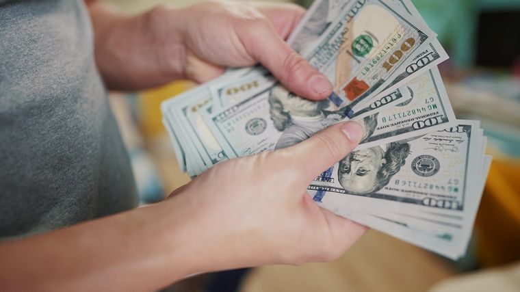 El dólar blue continúa bajando Foto: Shutterstock