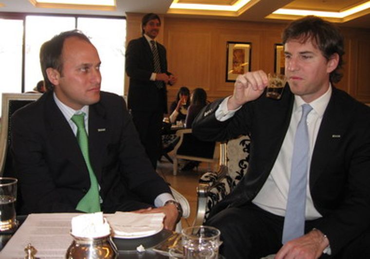 Lucas Láinez y Nicolás Bentel, esta tarde en el hotel Diplomatic en Mendoza. Foto: MDZ/Carlos Fernández