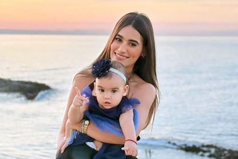 Según se informa, la madre murió salvando la vida de su hija. Según se informa, la madre murió salvando la vida de su hija.