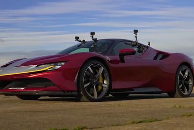 MDZol | ¿Cuál es el Ferrari más rápido del mundo? Foto: CarWow