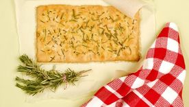 Cómo hacer focaccia con romero y sal: el pan italiano perfecto Foto: Shutterstock