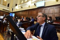 rodolfo suarez impuso su mayoria y ya tiene presupuesto para el 2022