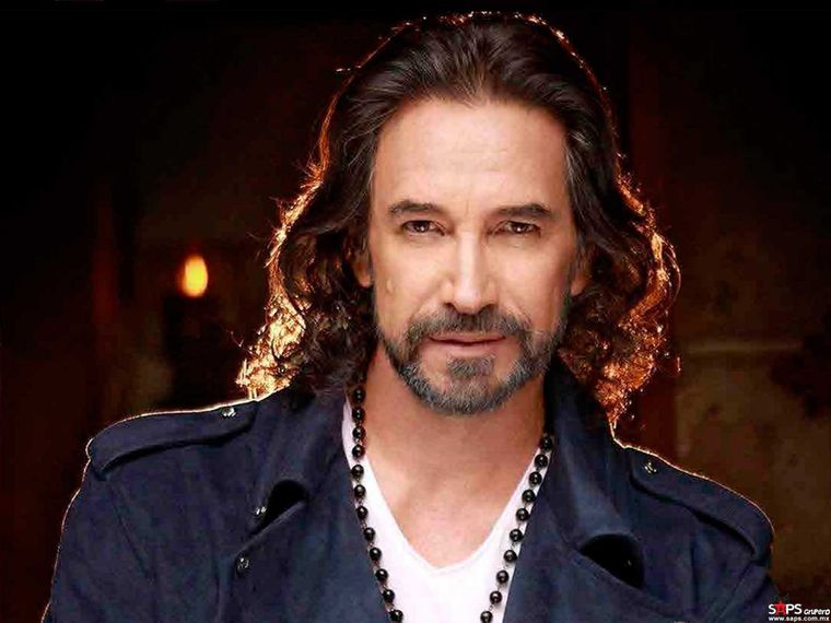 Marco Antonio Solís y Thalía tienen una frase para saludarse que la dicen cada vez que se encuentran