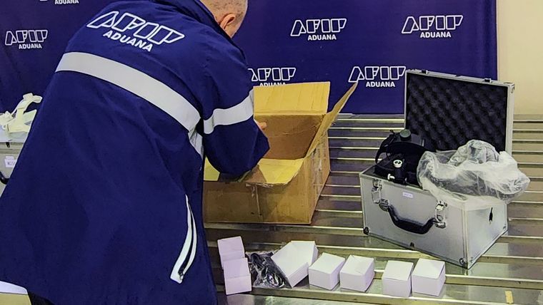 La maniobra, detectada por la Aduana, habría tenido como objetivo tanto evadir impuestos a las exportaciones Foto: Prensa AFIP