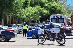 La fuerte explosión causó graves daños en pisos inferiores y superiores. La fuerte explosión causó graves daños en pisos inferiores y superiores.