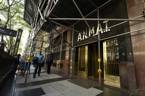 La Anmat aclaró que los componentes son falsos y no tienen habilitación. La Anmat aclaró que los componentes son falsos y no tienen habilitación.