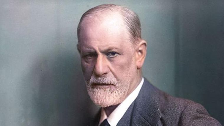 Por qué Sigmund Freud recupera su popularidad en épocas de crisis y autoritarismo (como ahora)