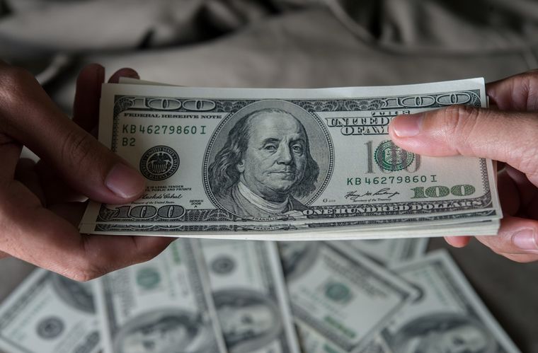 El dólar blue se vende en $201.50