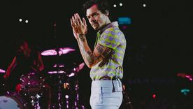 Aperture es el primer adelanto del disco que el cantante presentará en su gira de 2026. / Instagram Aperture es el primer adelanto del disco que el cantante presentará en su gira de 2026. / Instagram