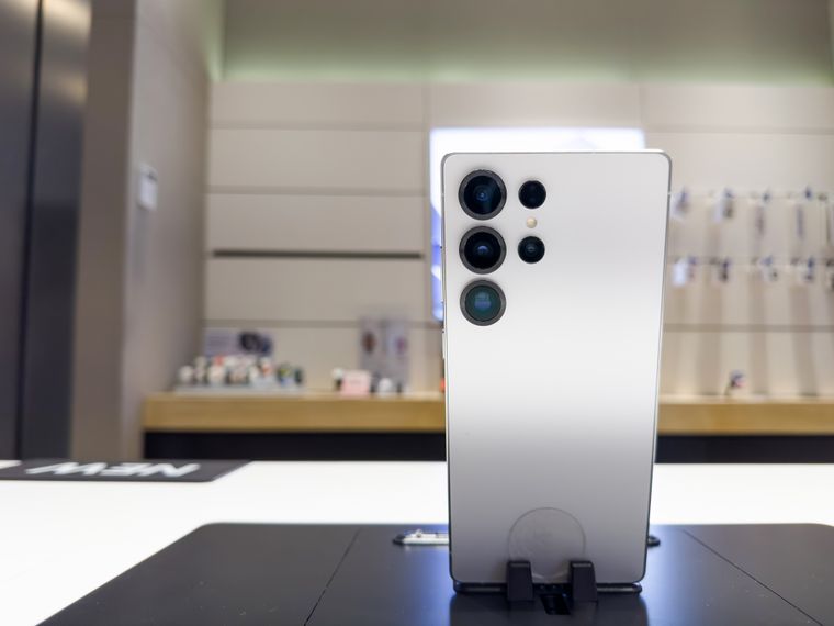 El Galaxy S26 Ultra ya se vende en Chile y reabre el clásico tour tecnológico argentino.