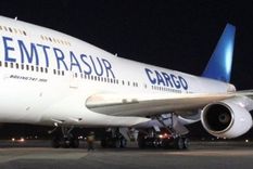 peritadas las tablets, las computadoras y los celulares de los tripulantes del avion retenido en ezeiza