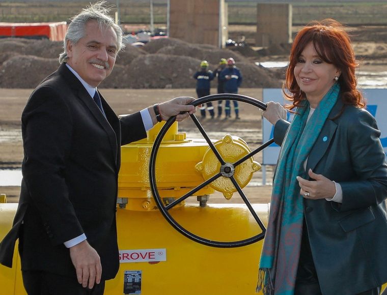 Alberto Fernández y Cristina Fernández de Kirchner en la inauguración del gasoducto Néstor Kirchner