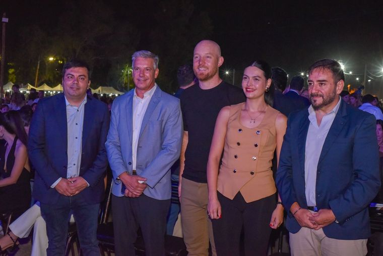 Presencia política en la Bendición de los Frutos. Presencia política en la Bendición de los Frutos.