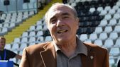 Rocco Commisso falleció a los 76 años y hay conmoción en el fútbol italiano. Rocco Commisso falleció a los 76 años y hay conmoción en el fútbol italiano.