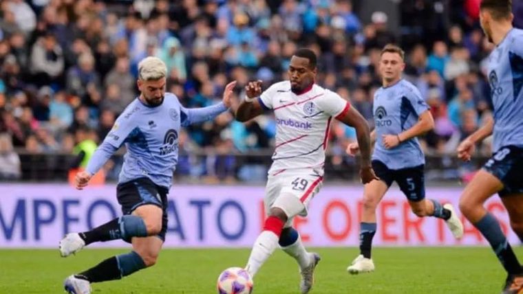 Diego Perea debutó en San Lorenzo en julio de 2023 y solo jugó cuatro partidos.