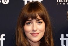 Dakota Johnson remarca la comodidad y el romanticismo para la nueva temporada. ¡Inspírate en ella! Foto: Instagram