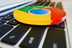 Google lanza un parche de emergencia para Chrome, corrigiendo tres vulnerabilidades graves en el navegador.