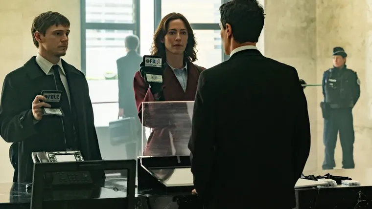 La belleza ya no se presenta como ideal inalcanzable, sino como obligación alcanzable. La belleza ya no se presenta como ideal inalcanzable, sino como obligación alcanzable.