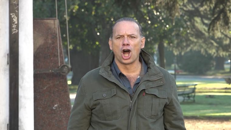 Sergio Berni dejó los temas de seguridad por un momento y hablo de sexo en TV
