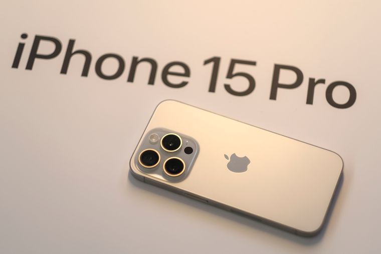 El iPhone 15 Pro brilla en Walmart con un precio de liquidación.