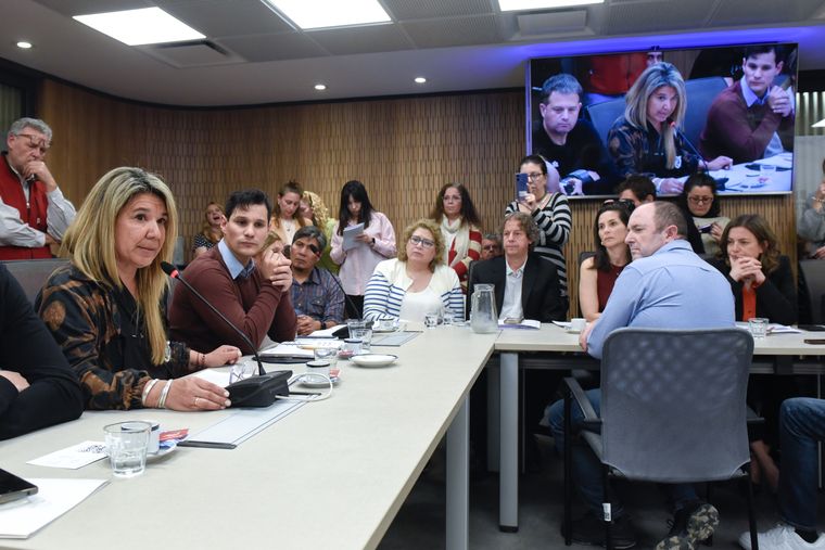 Los familiares de las víctimas del fentanilo adulterado leyeron una carta a los legisladores.