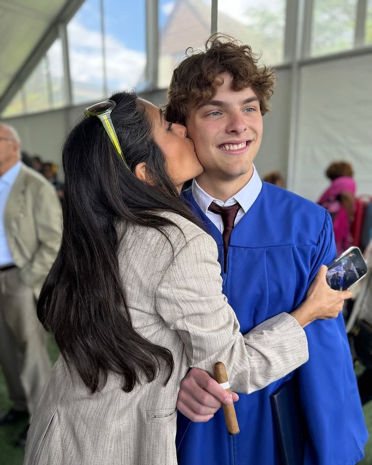 Una familia con mucho amor. Una familia con mucho amor.